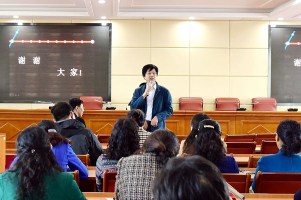 副校长朱军讲话 副校长朱军讲话