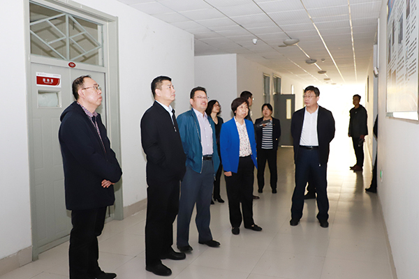  李明到医学影像学系现场调研