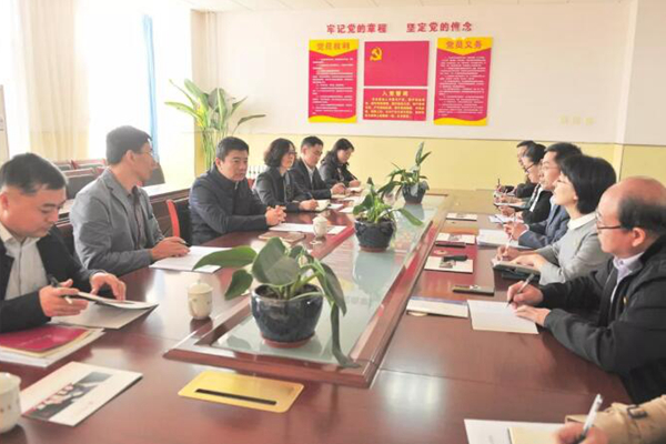 李明到康复医学院座谈交流 李明到康复医学院座谈交流