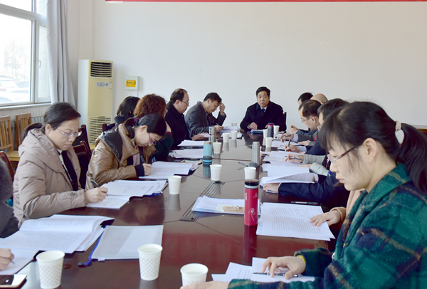 第五代表团讨论 第五代表团讨论