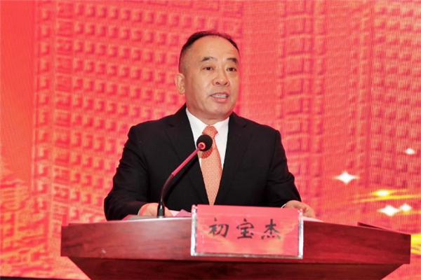 潍坊市委常委、宣传部部长、市委教育工委书记初宝杰讲话