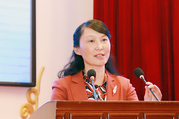 院长管英俊致辞