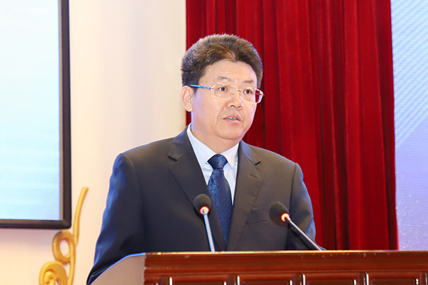 潍坊市市委副书记、市长田庆盈致辞