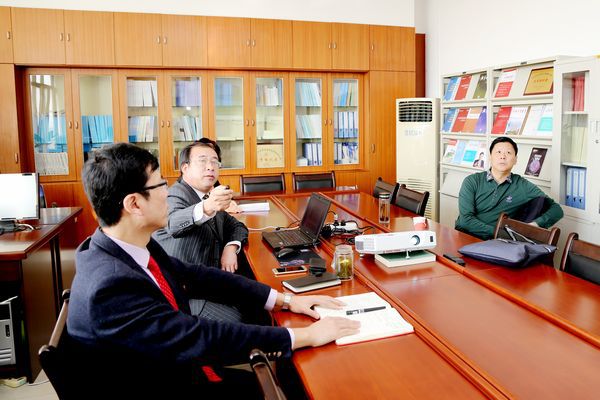 专家陈廷走访部门 专家陈廷走访部门