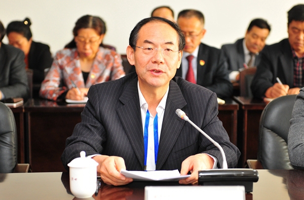 专家组组长武继彪代表专家组反馈审核评估意见 专家组组长武继彪代表专家组反馈审核评估意见