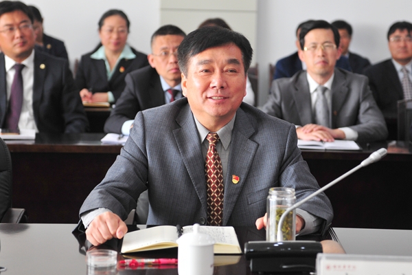 校党委书记李欣章讲话 校党委书记李欣章讲话