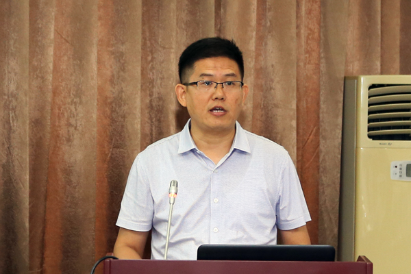 宋伟国主持会议 宋伟国主持会议