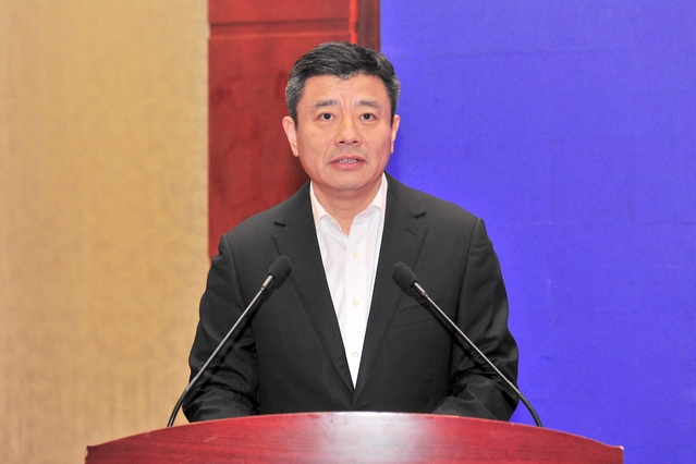 潍坊医学院党委书记李明致辞