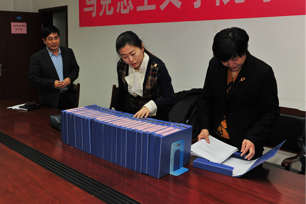 在马克思主义学院实地考察