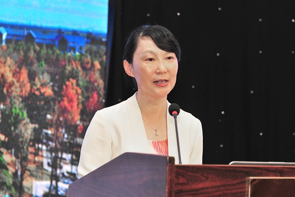 党委副书记、院长管英俊致辞 党委副书记、院长管英俊致辞