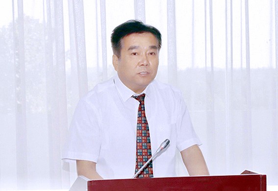 校党委书记李欣章讲话